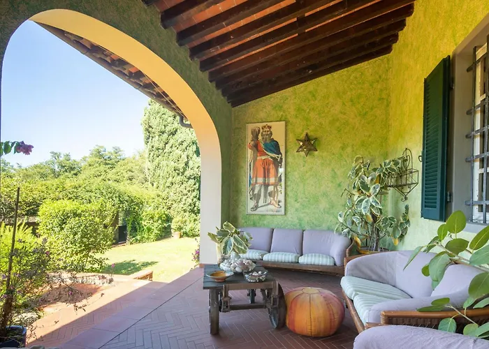 Villa Tuscan With Private Pool & Garden