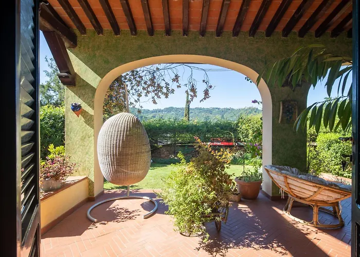Tuscan With Private Pool & Garden Camaiore