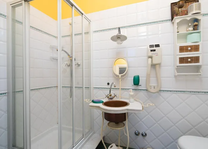 Villa Tuscan With Private Pool & Garden Camaiore
